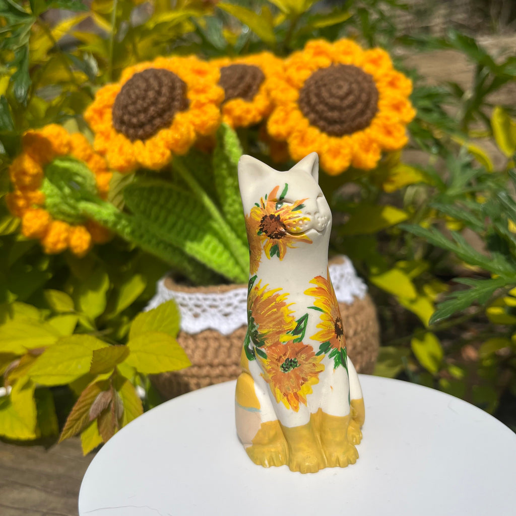 Sunflowers Lucky Cat  - £650 Raised for Band of Rescuers Cat Charity, York